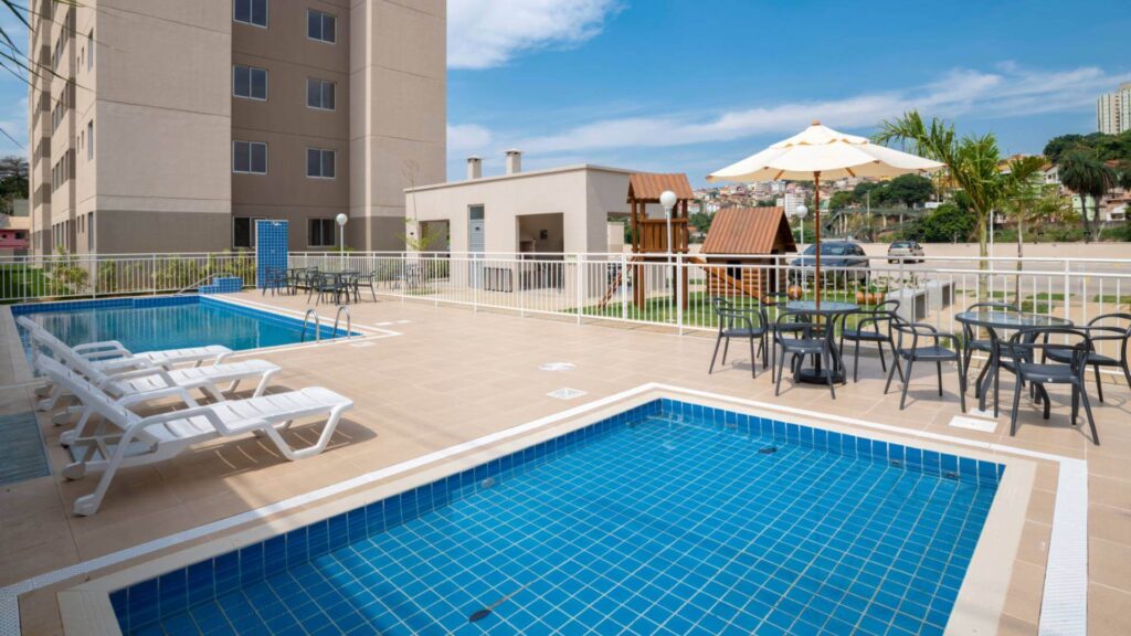 Piscina Adulto e Infantil